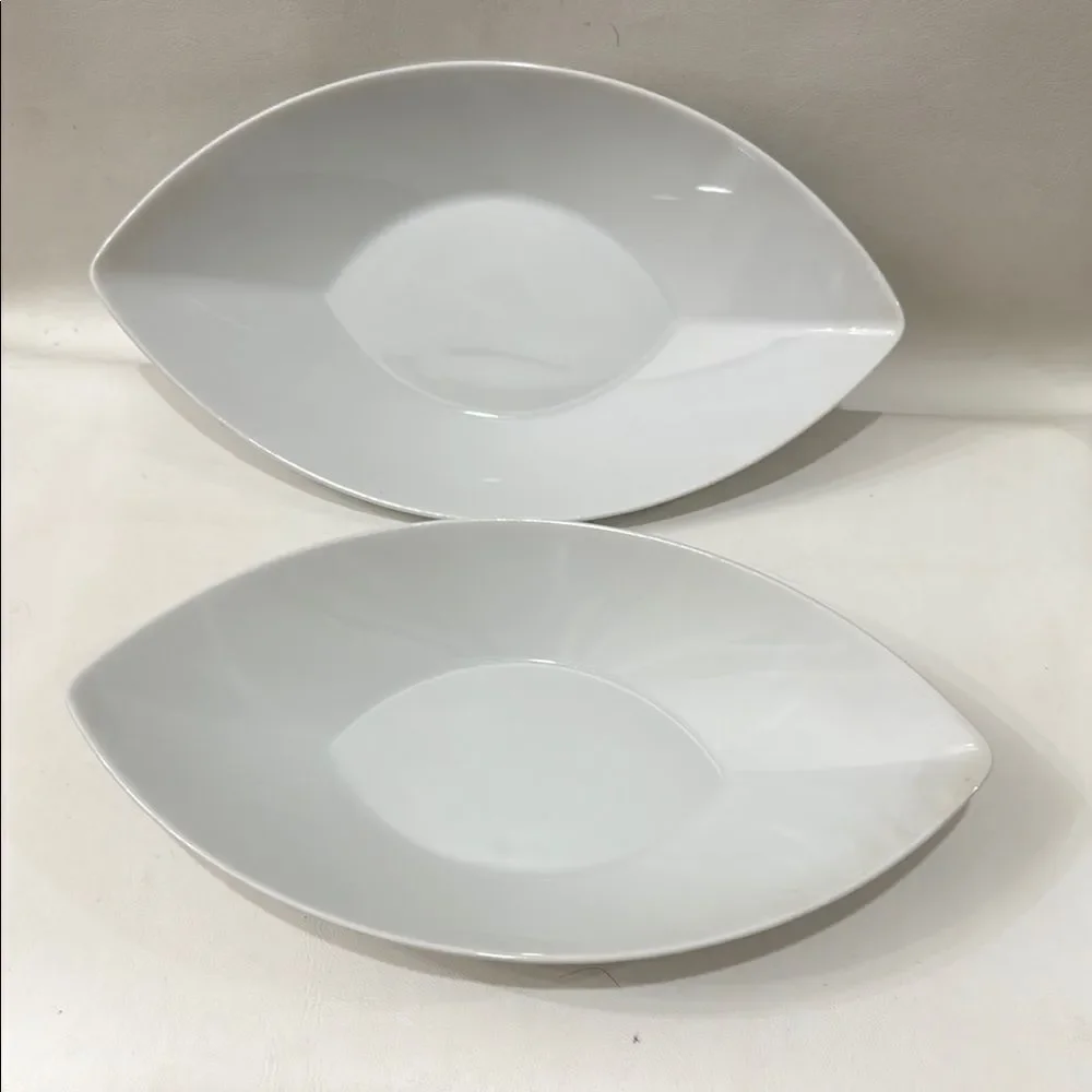Rosenthal White Porcelain Modern Serveware Plates Dishes Germany Epoque Set Of 2